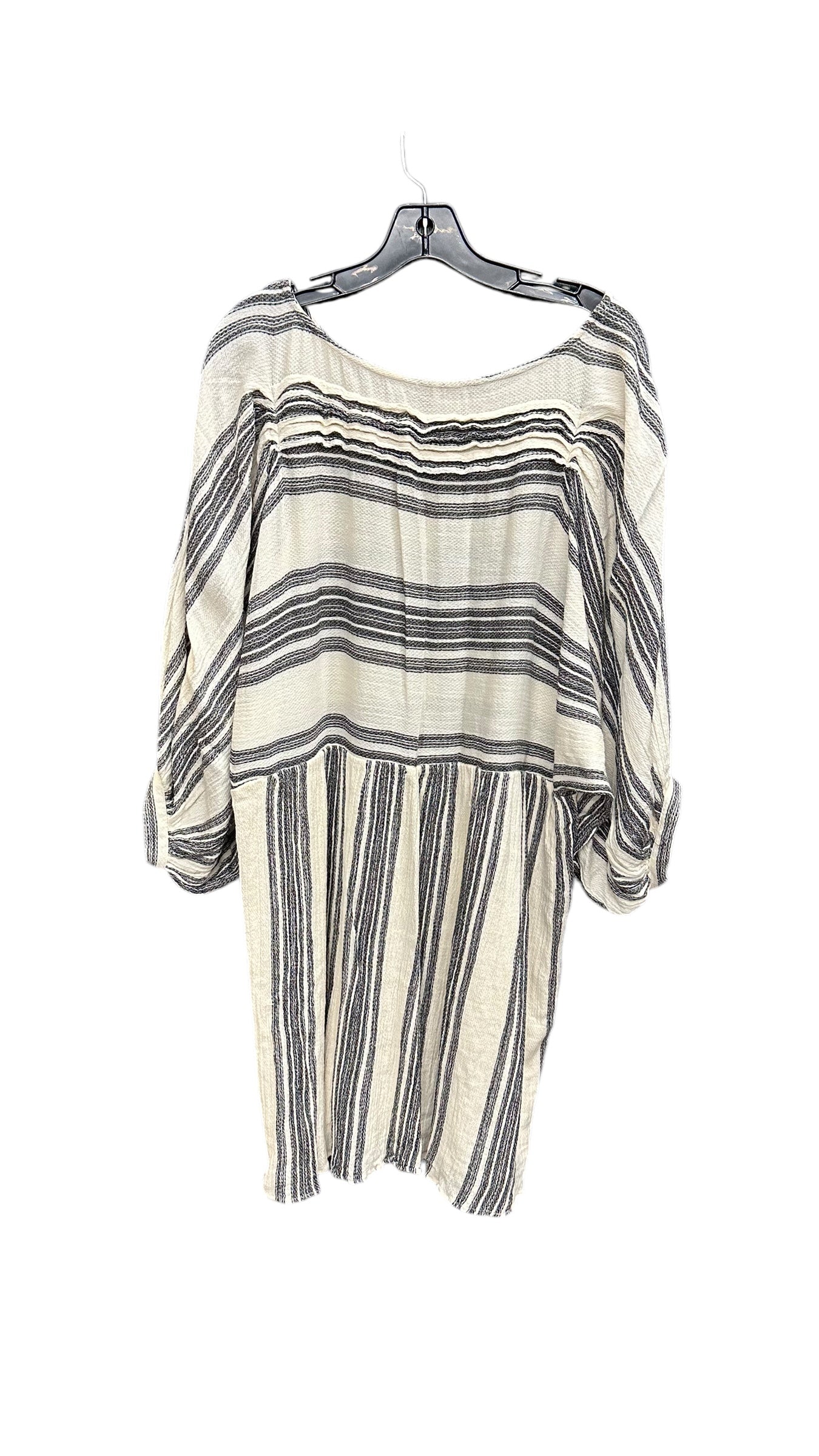 Dress Casual Short By Free People In Striped Pattern, Size: L