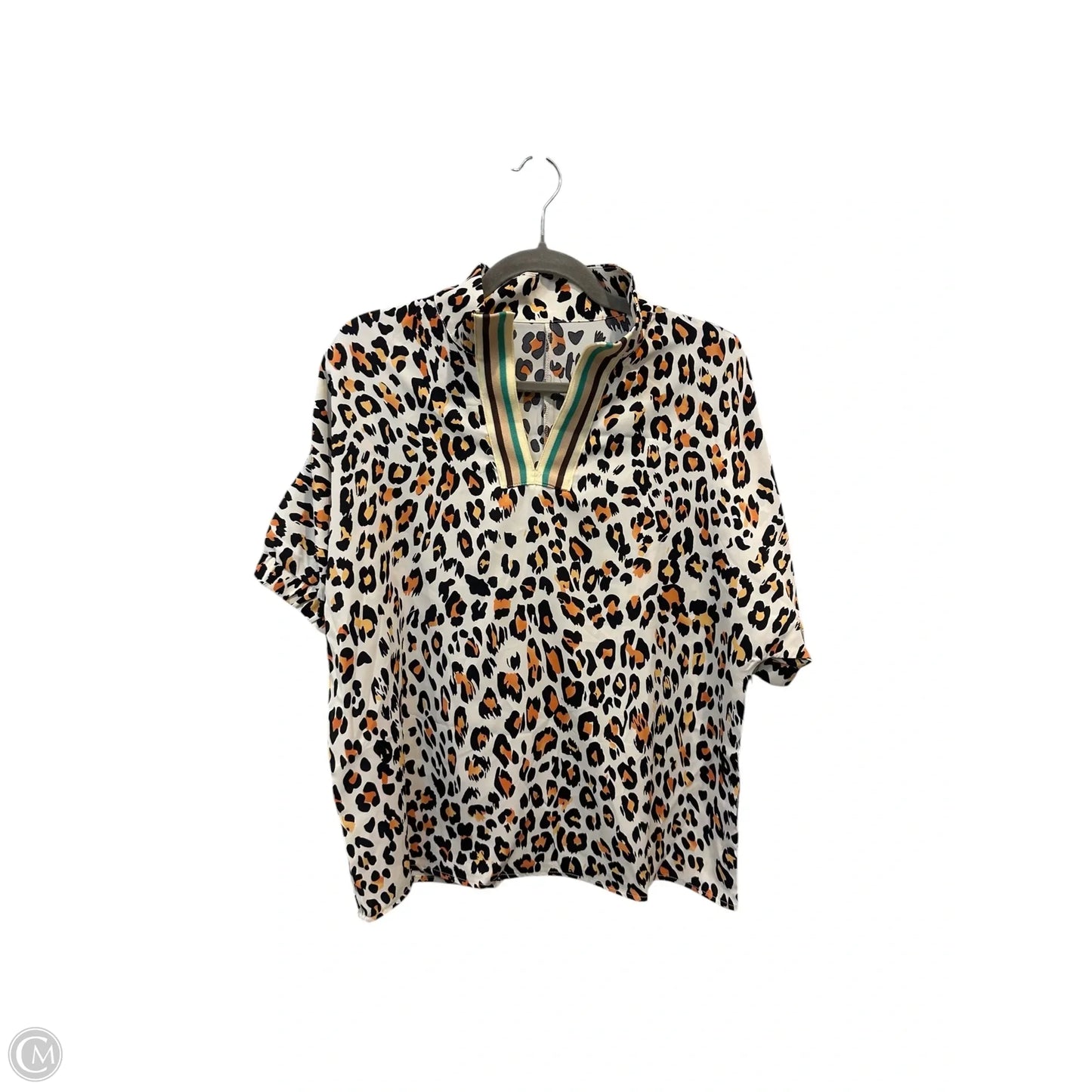 Top Short Sleeve By Clothes Mentor In Leopard Print, Size: S