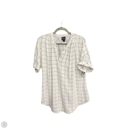 Top Short Sleeve By Worthington In Black & White, Size: L