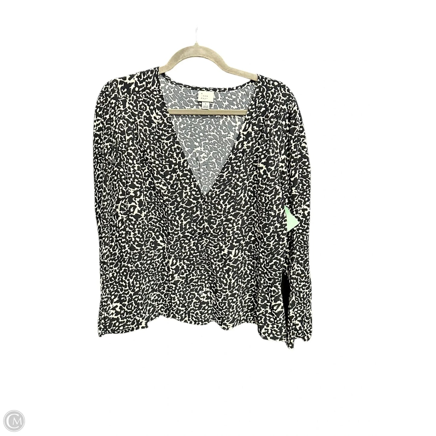 Top Long Sleeve By A New Day In Animal Print, Size: L