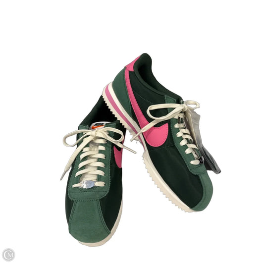 Shoes Sneakers By Nike In Green & Pink, Size: 7.5