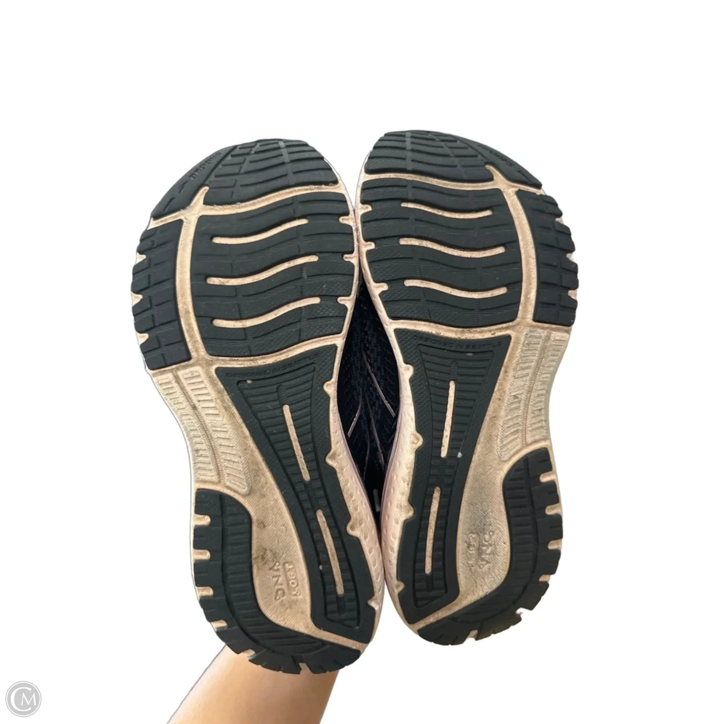 Shoes Athletic By Brooks In Black, Size: 10.5