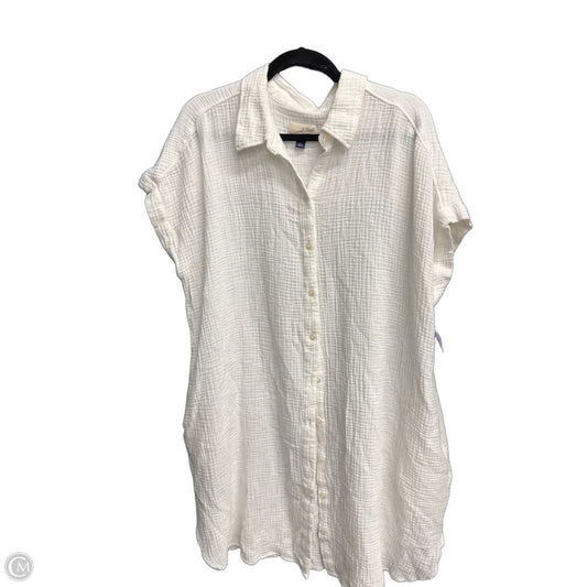 Dress Casual Short By Universal Thread In White, Size: 2x