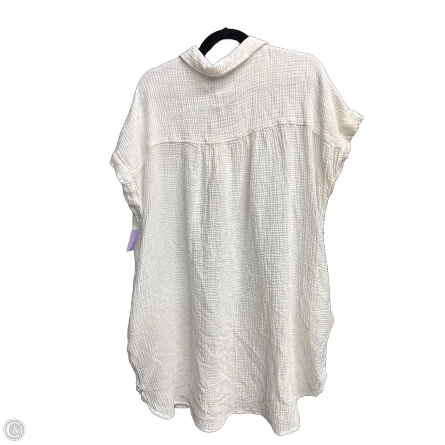 Dress Casual Short By Universal Thread In White, Size: 2x