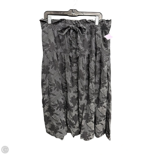 Skirt Midi By Universal Thread In Grey, Size: L