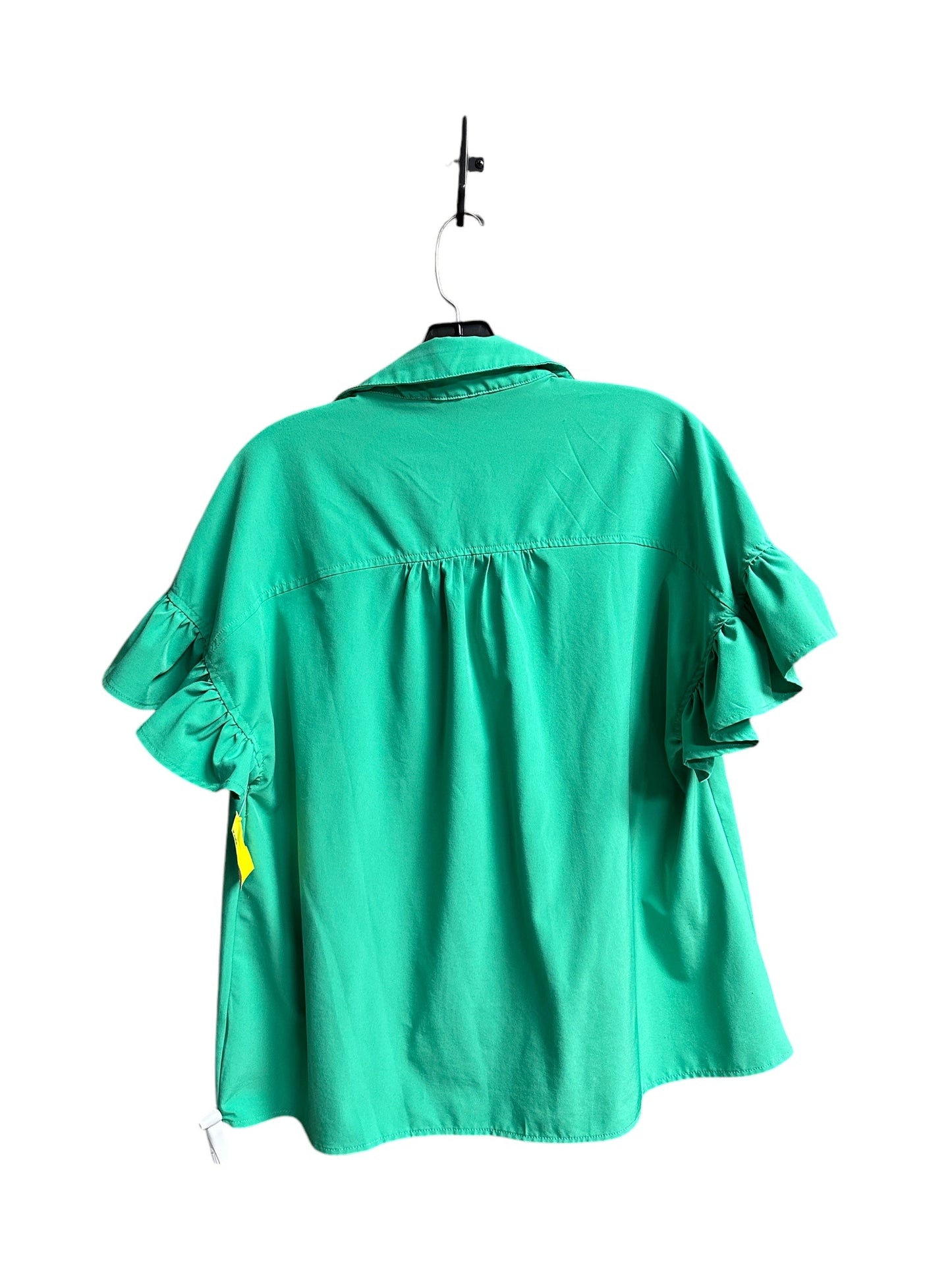 Top Short Sleeve By Entro In Green, Size: M