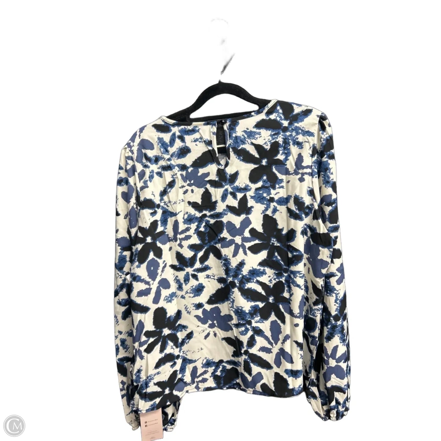 Blouse Long Sleeve By Emery Rose In Blue & White, Size: L