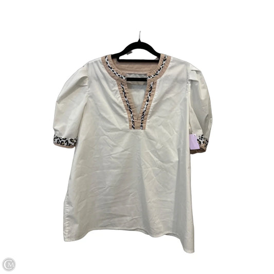 Blouse Short Sleeve By Clothes Mentor In White, Size: L