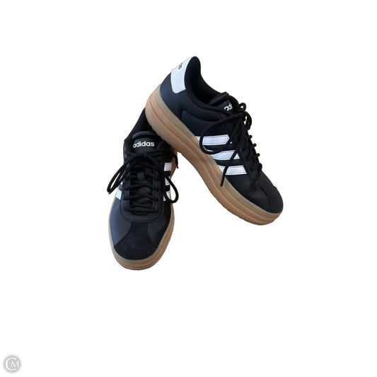 Shoes Sneakers By Adidas In Black & White, Size: 6