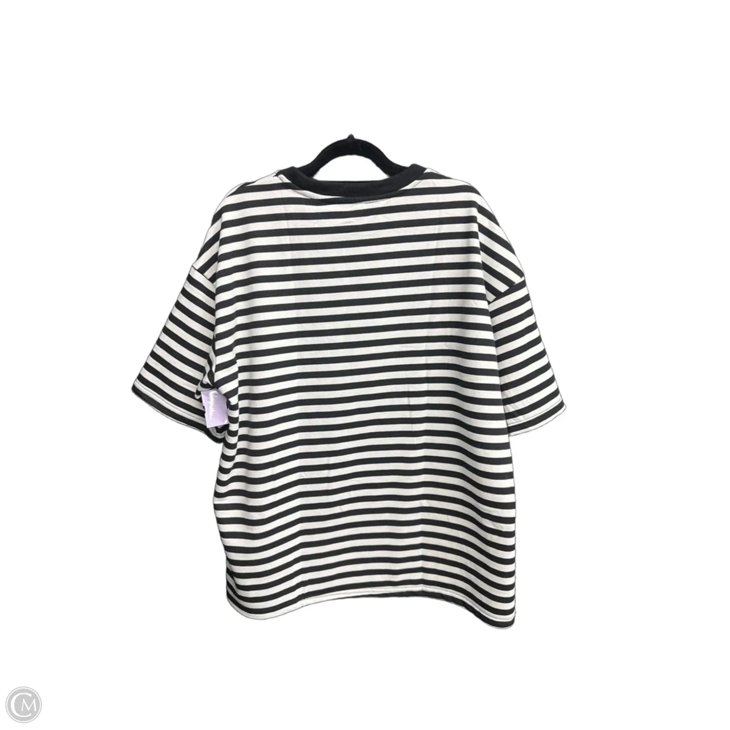 Top Short Sleeve By Clothes Mentor In Striped Pattern, Size: M