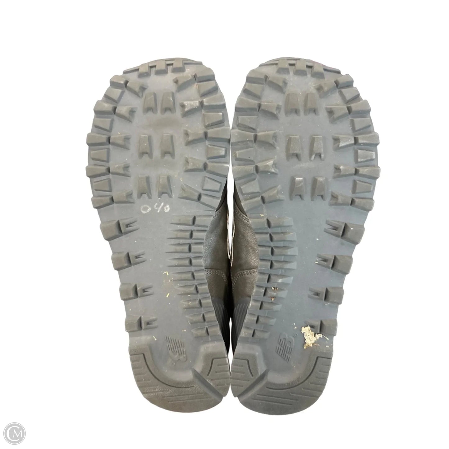 Shoes Sneakers By New Balance In Grey, Size: 7.5