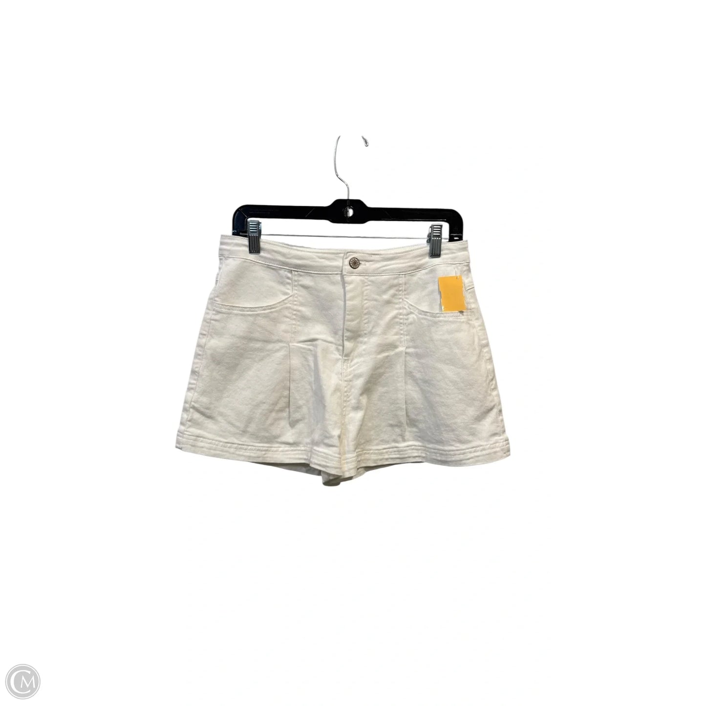 Shorts By Entro In White, Size: L
