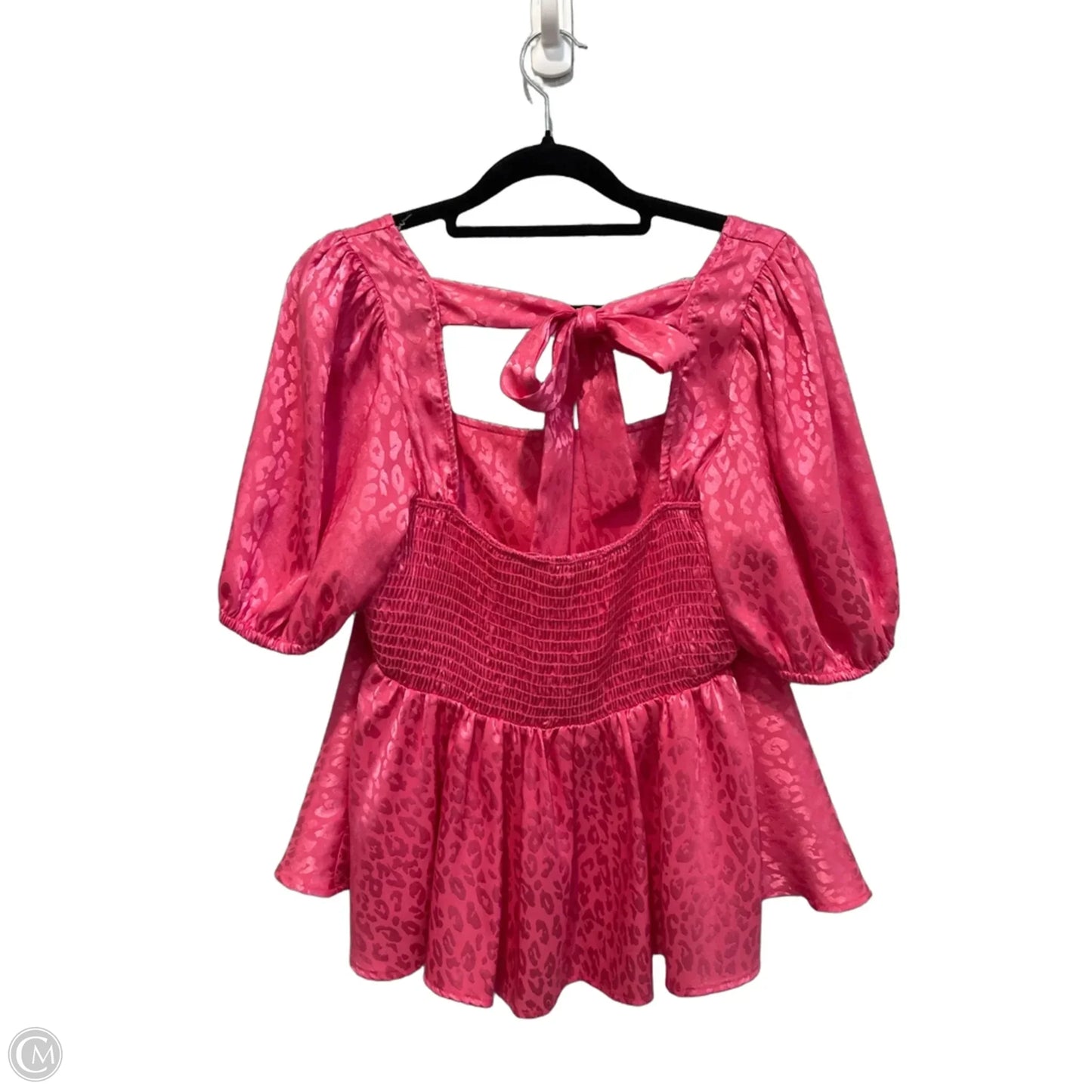 Top Short Sleeve By Clothes Mentor In Pink, Size: M
