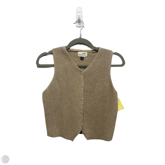 Top Sleeveless By Universal Thread In Cream, Size: M