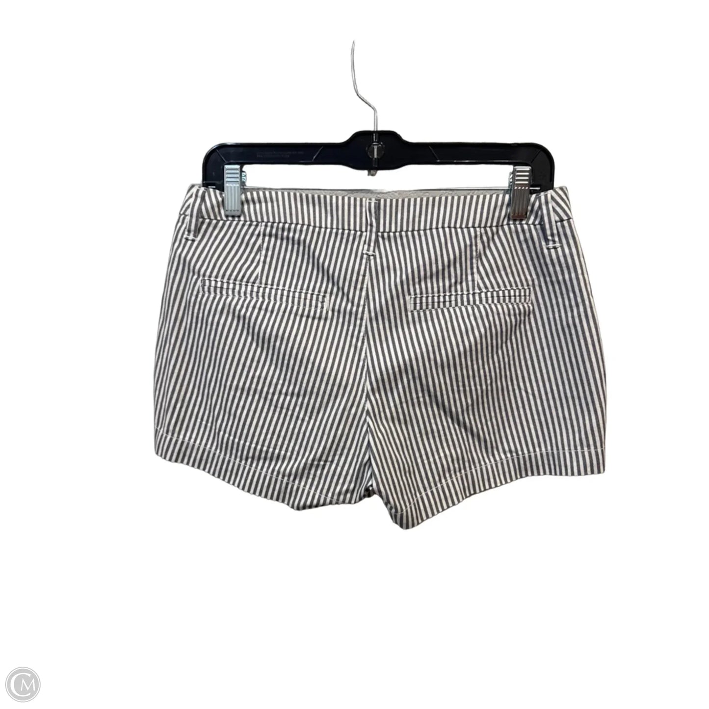 Shorts By Old Navy In Striped Pattern, Size: 4