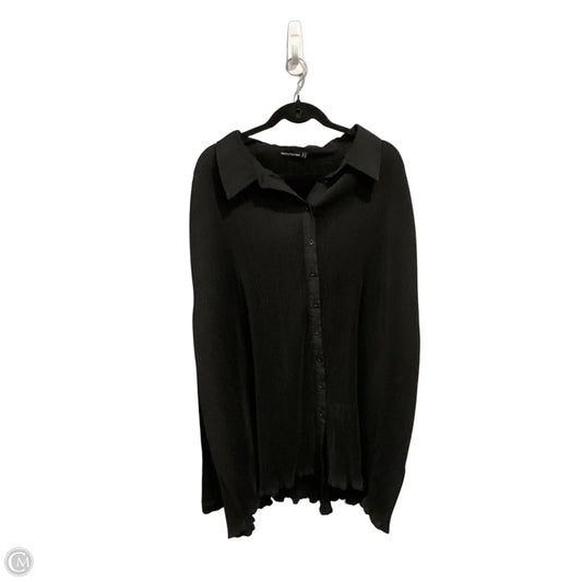 Top Long Sleeve By Pretty Little Thing In Black, Size: 2x