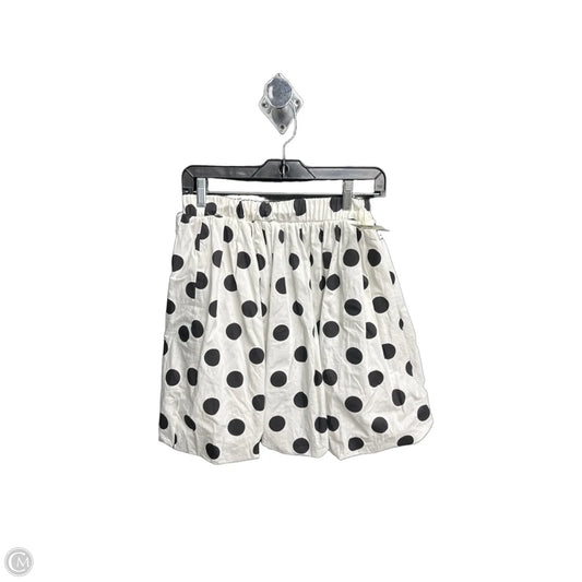 Skirt Mini & Short By Clothes Mentor In Polkadot Pattern, Size: S