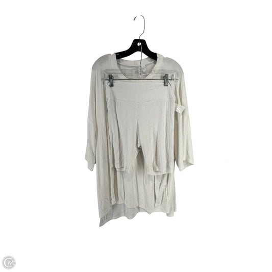 Shorts Set By Clothes Mentor In White, Size: S
