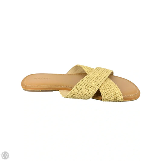 Sandals Flats By Old Navy In Tan, Size: 9