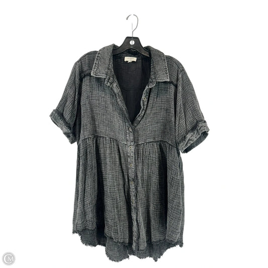 Dress Casual Short By Umgee In Black, Size: L