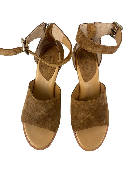 Sandals Heels Block By Kork Ease  Size: 7