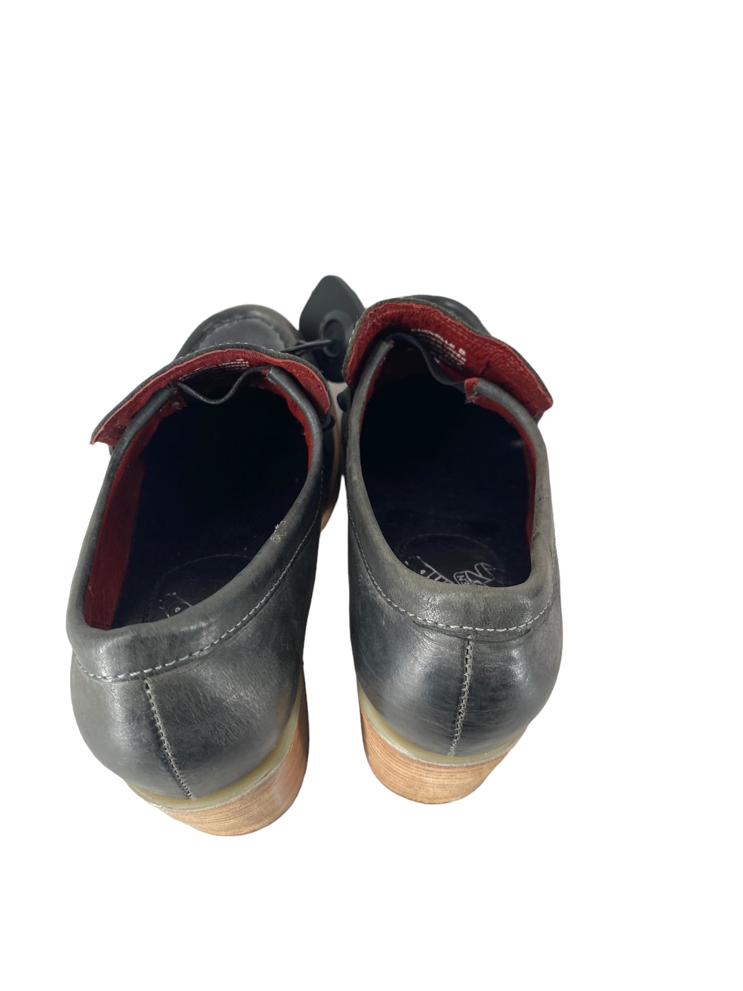 Shoes Heels Block By Freebird  Size: 8