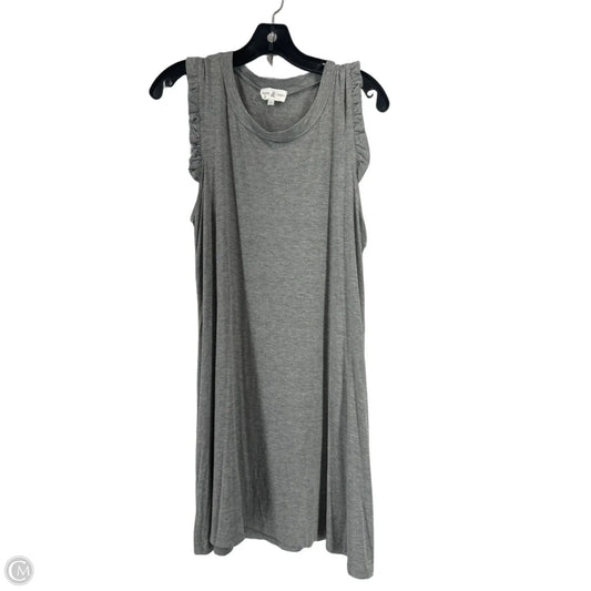 Dress Casual Short By Thyme And Honey In Grey, Size: L