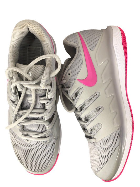 Shoes Athletic By Nike  Size: 9