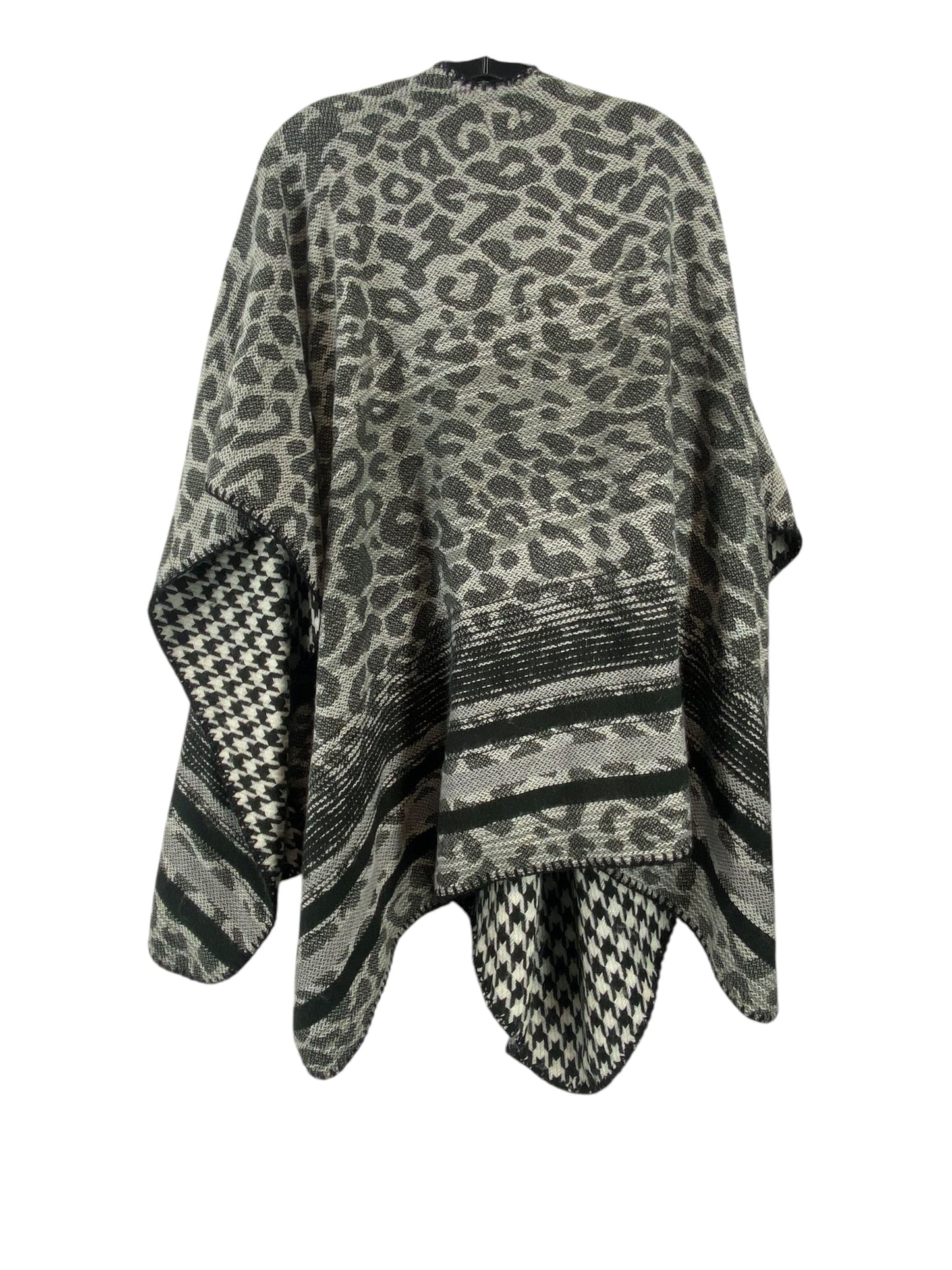 Shawl By 14th And Union In Animal Print, Size: Osfm