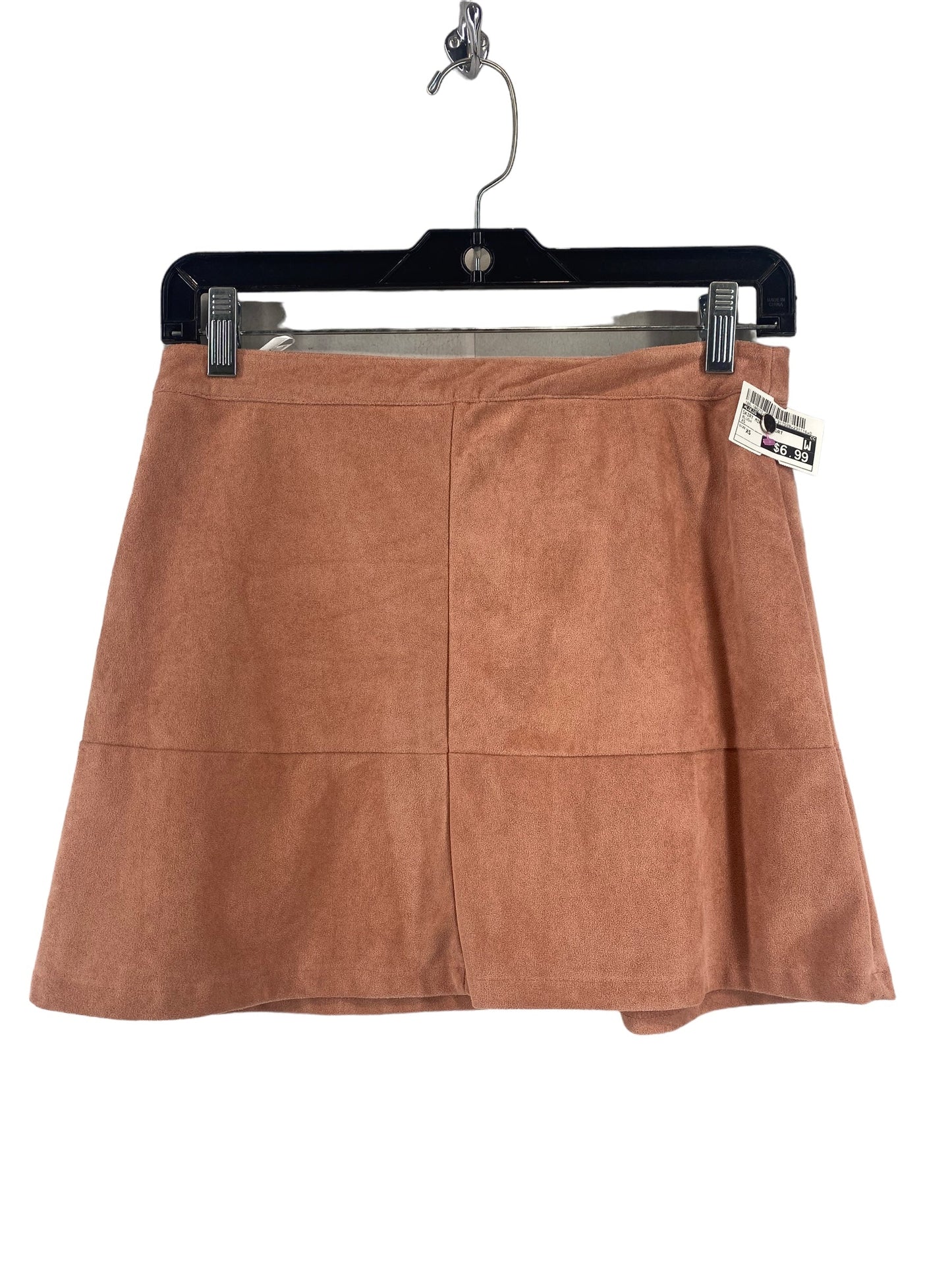 Skirt Mini & Short By Lulus  Size: Xs