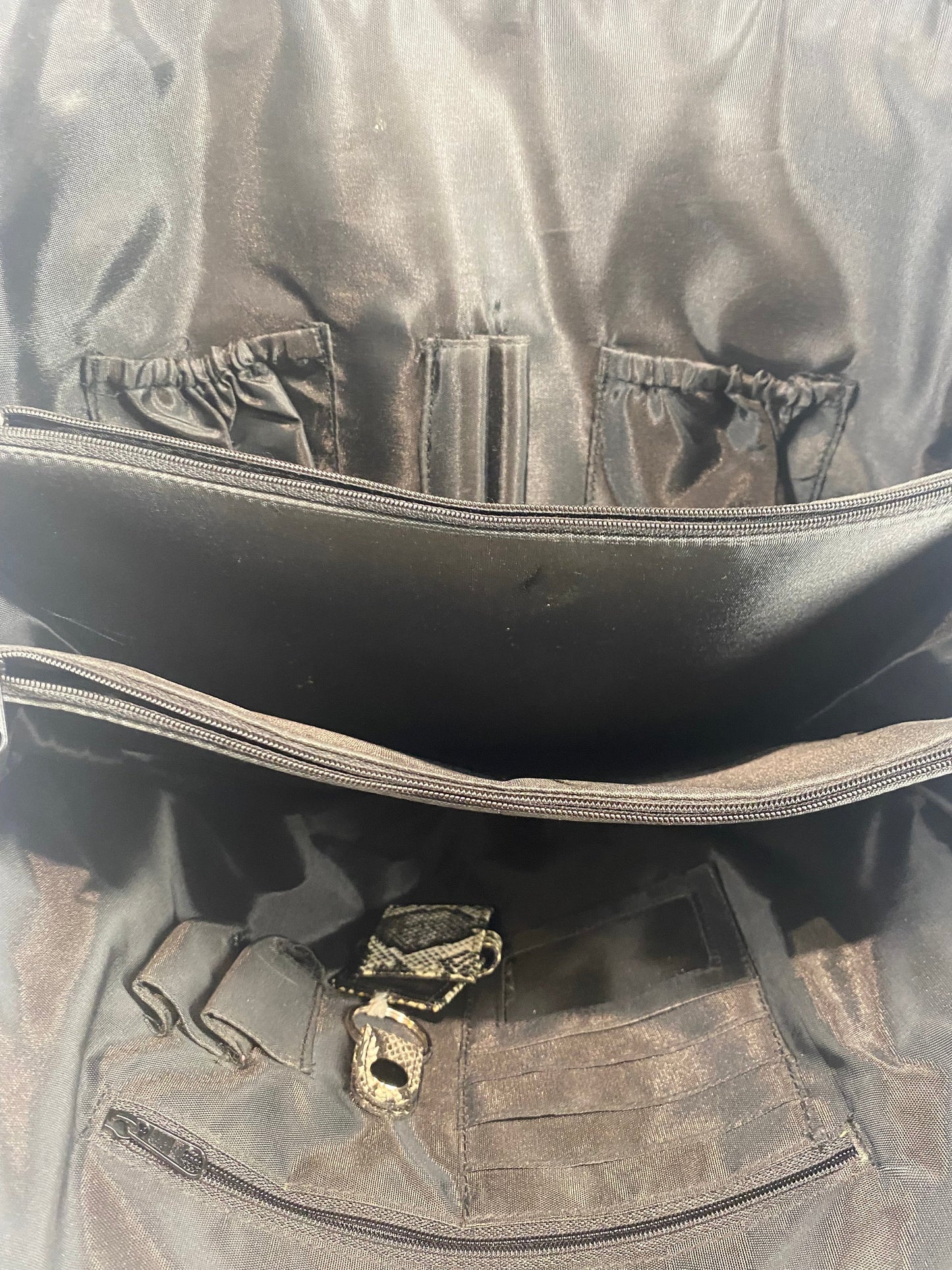 Handbag By Buxton  Size: Large