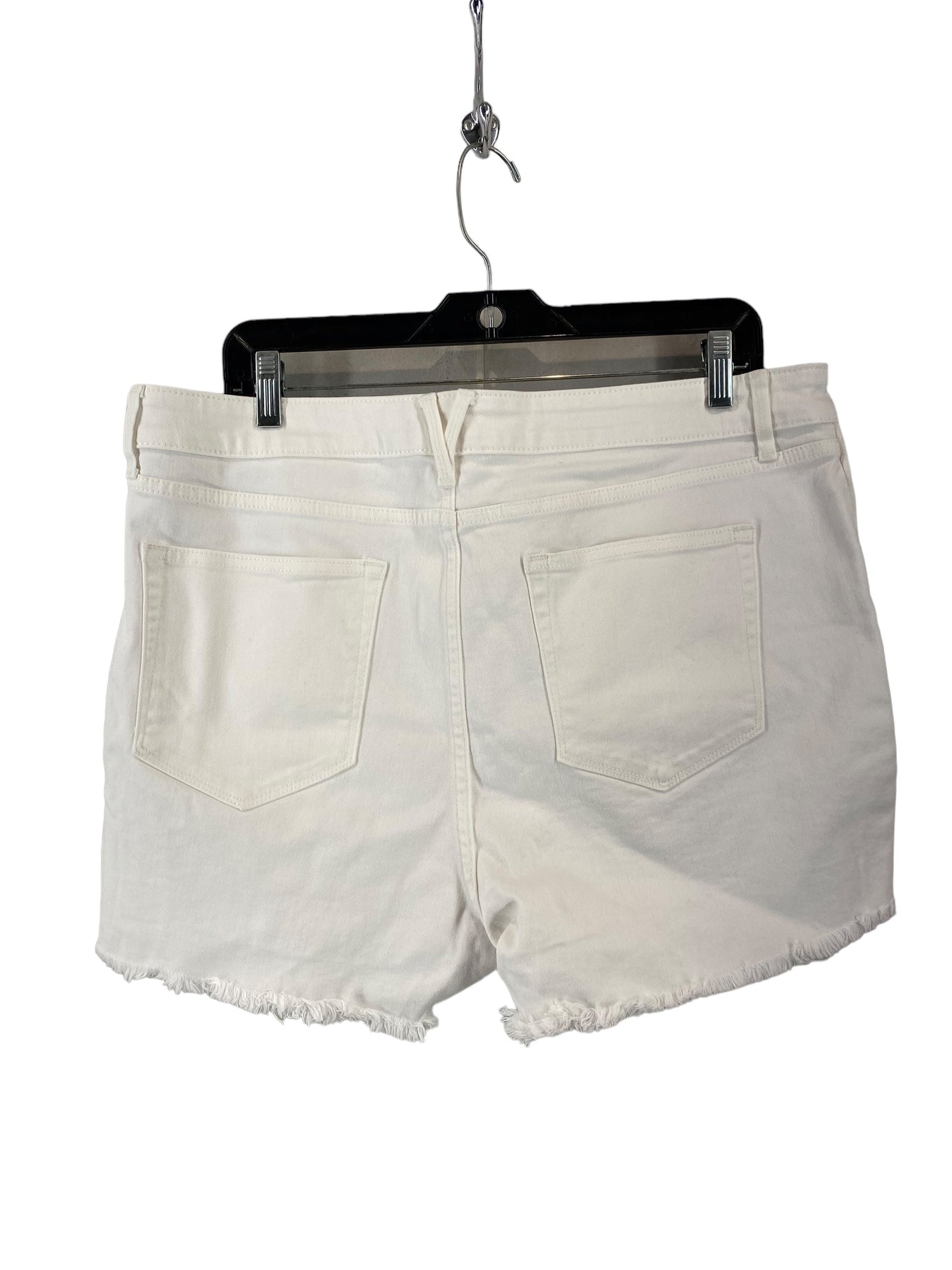 Shorts By Vineyard Vines  Size: 32