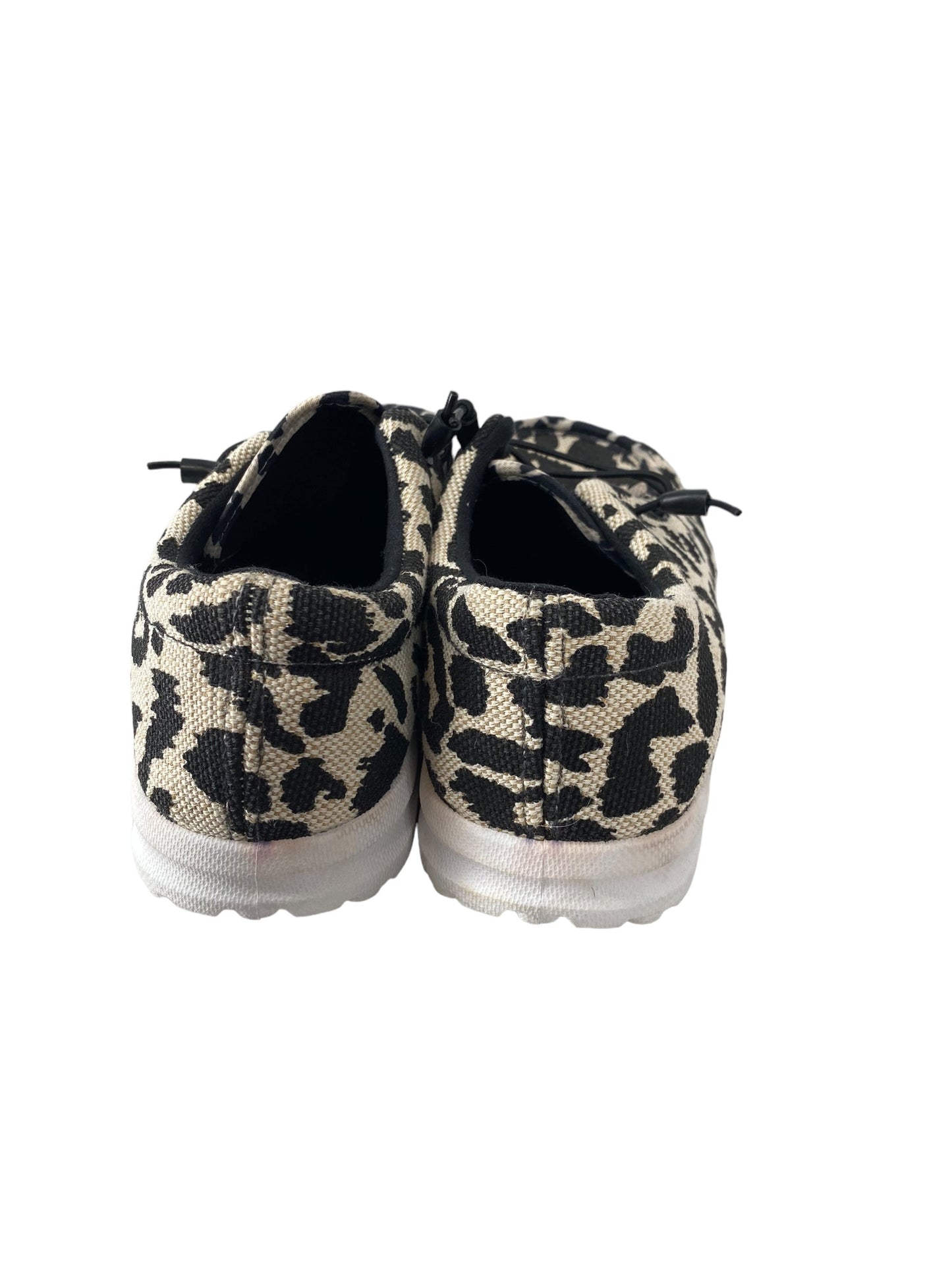 Animal Print Shoes Flats Yoki, Size 8.5