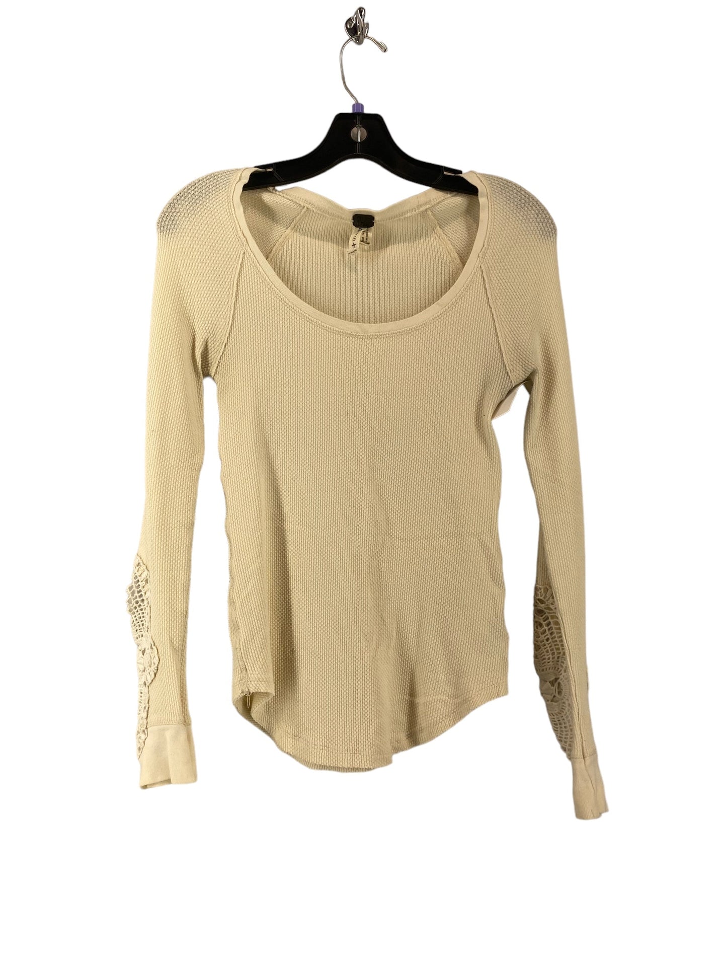 Top Long Sleeve By We The Free In White, Size: Petite   S