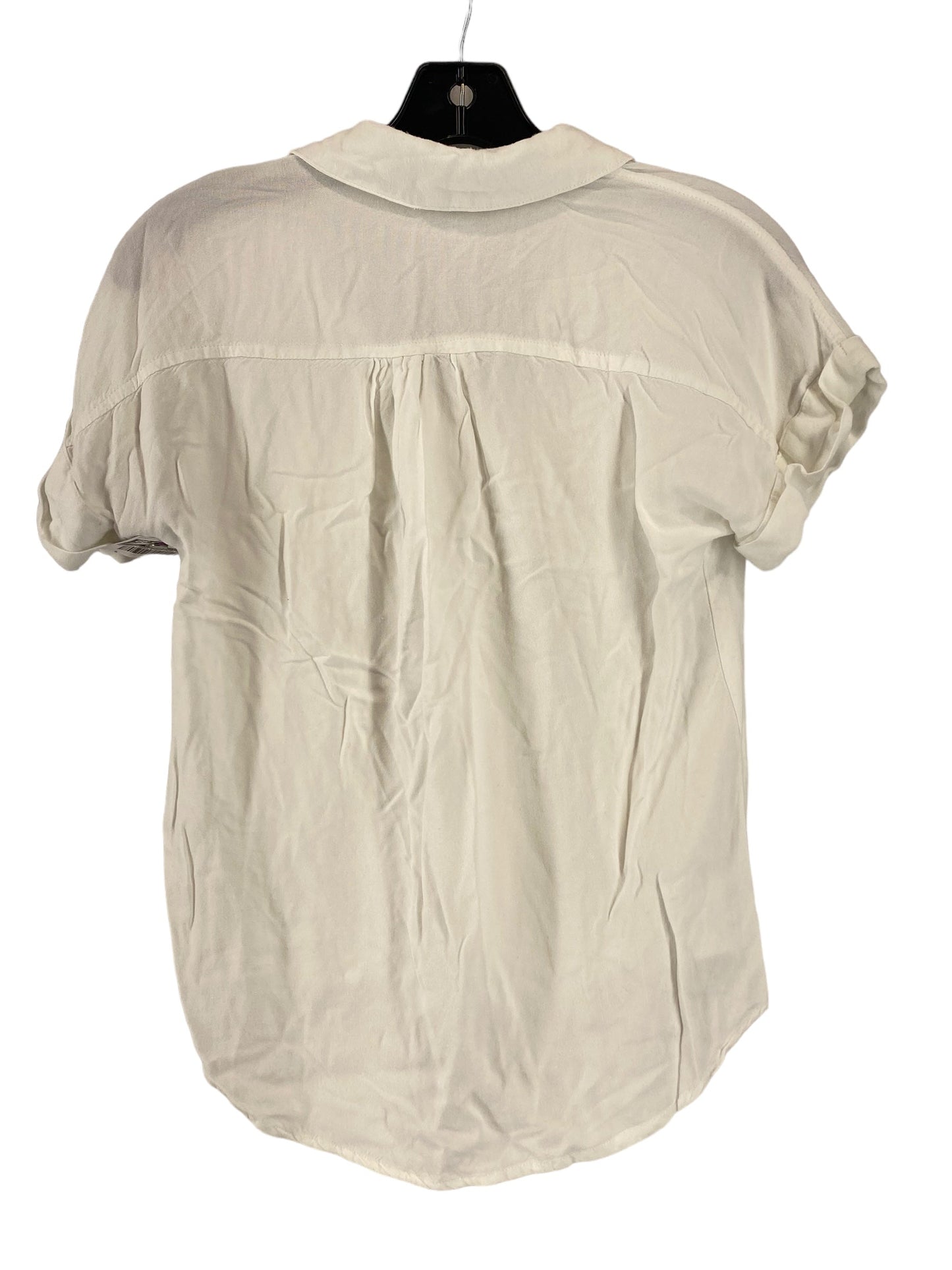 Top Short Sleeve By Clothes Mentor  Size: S