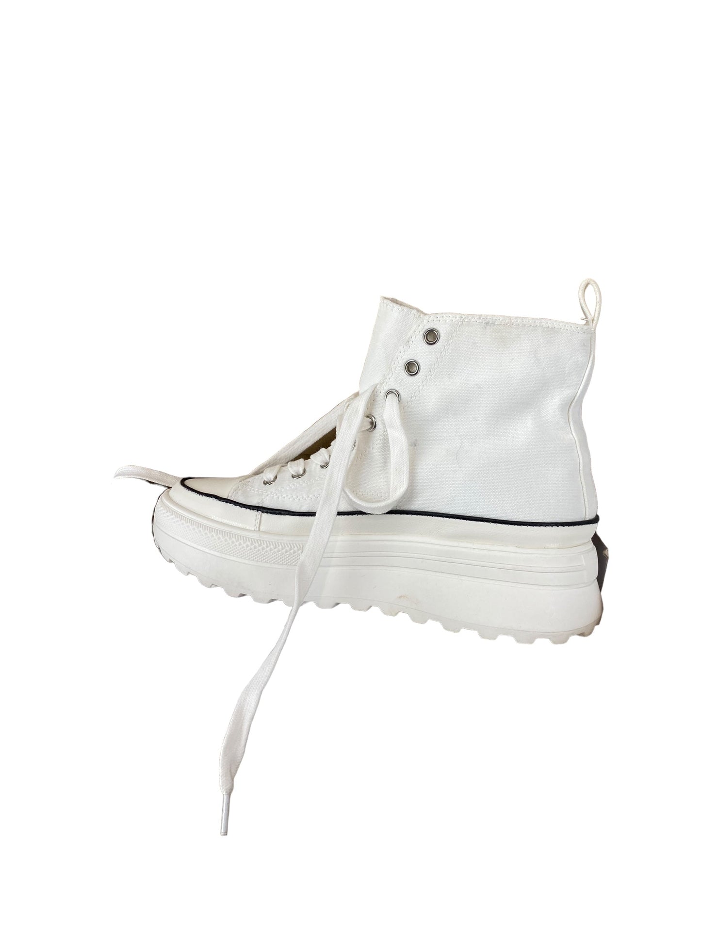 White Shoes Sneakers Steve Madden, Size 8