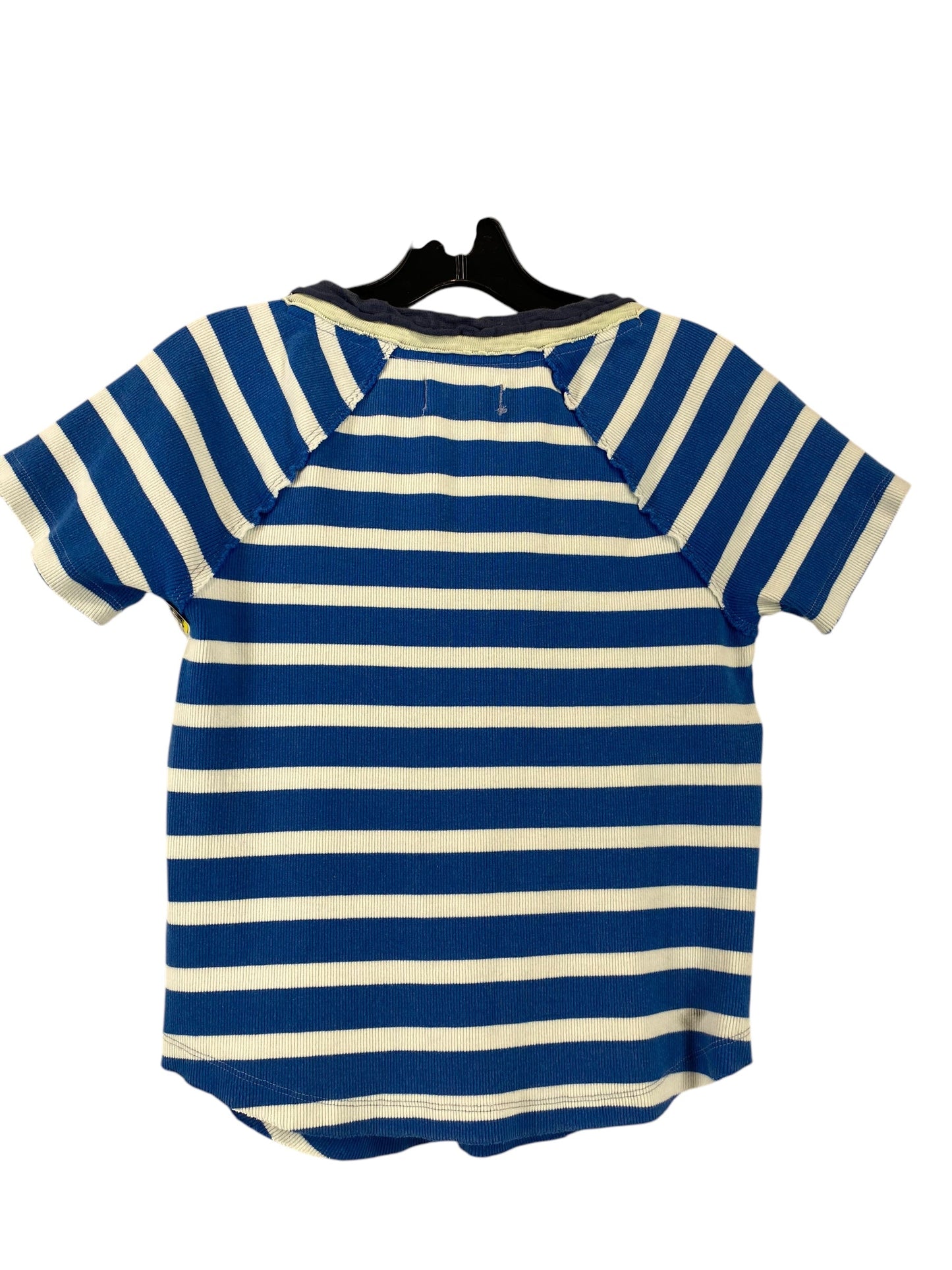 Top Short Sleeve By We The Free In Striped Pattern, Size: S