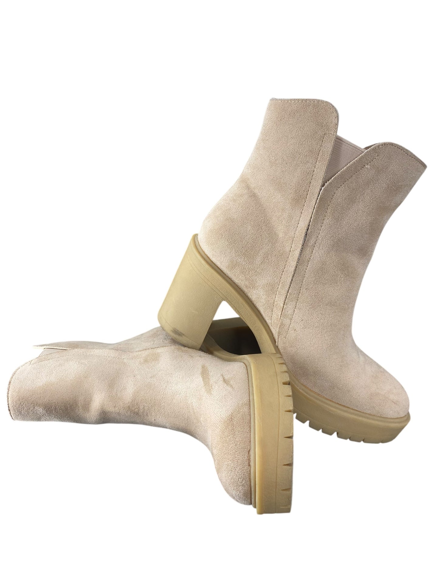 Boots Ankle Heels By Clothes Mentor In Beige, Size: 9