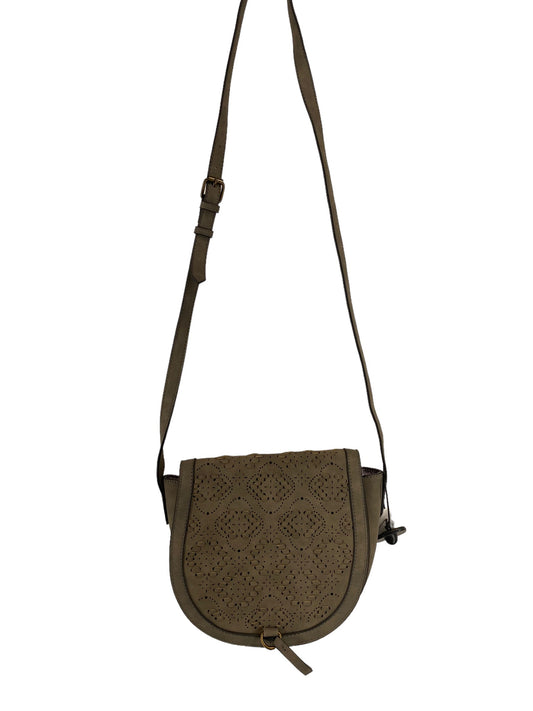 Crossbody By Clothes Mentor  Size: Medium