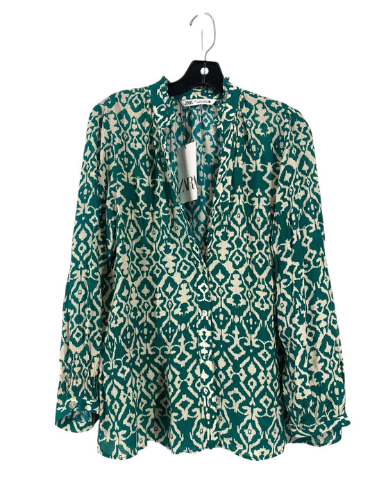 Top Long Sleeve By Zara In Green, Size: S