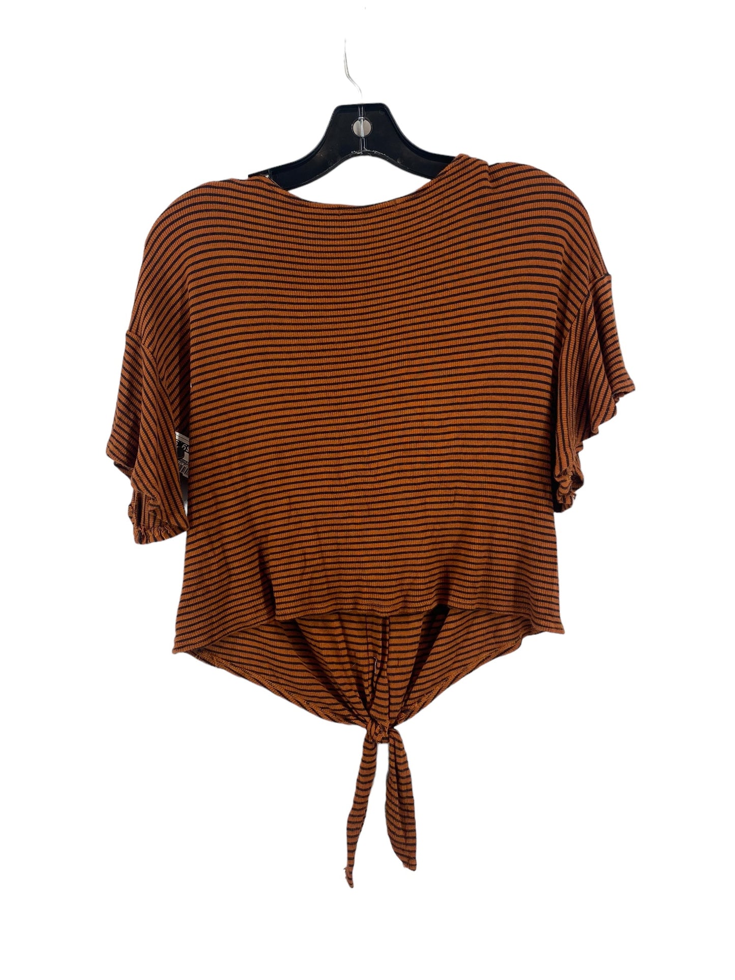 Top Short Sleeve By Clothes Mentor In Brown, Size: M