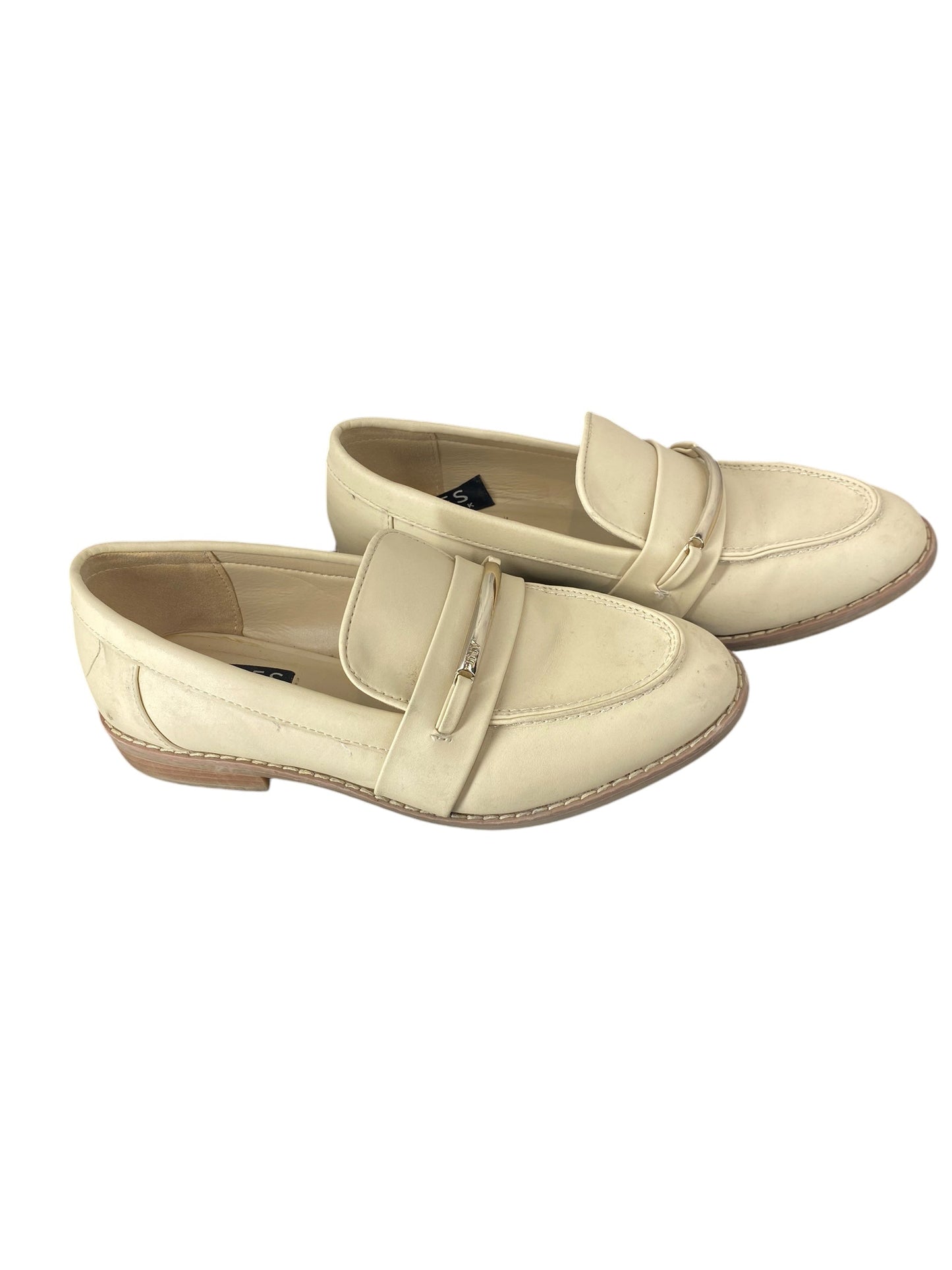 Shoes Flats By Jones New York In Tan, Size: 8