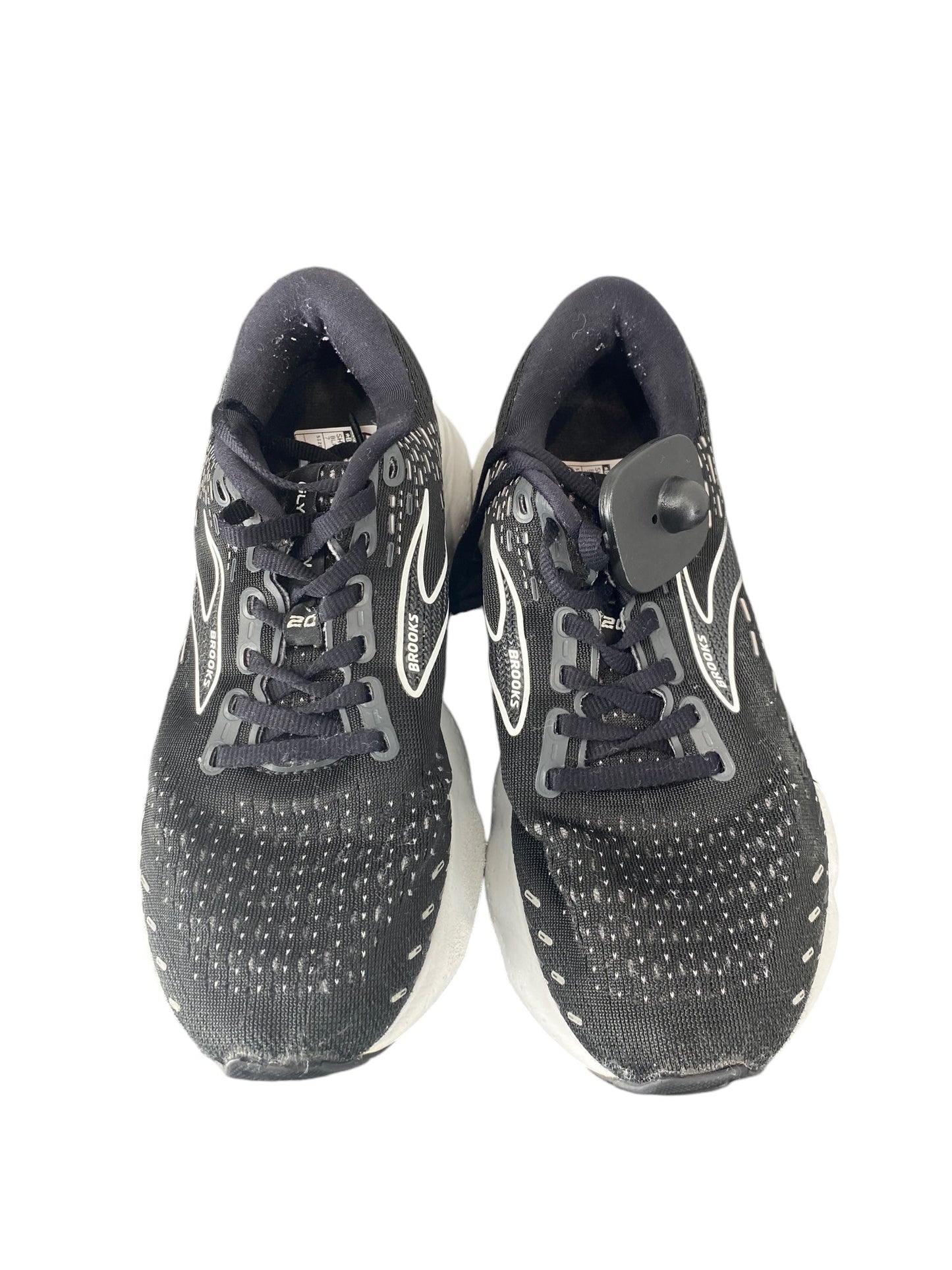 Shoes Athletic By Brooks In Black, Size: 7