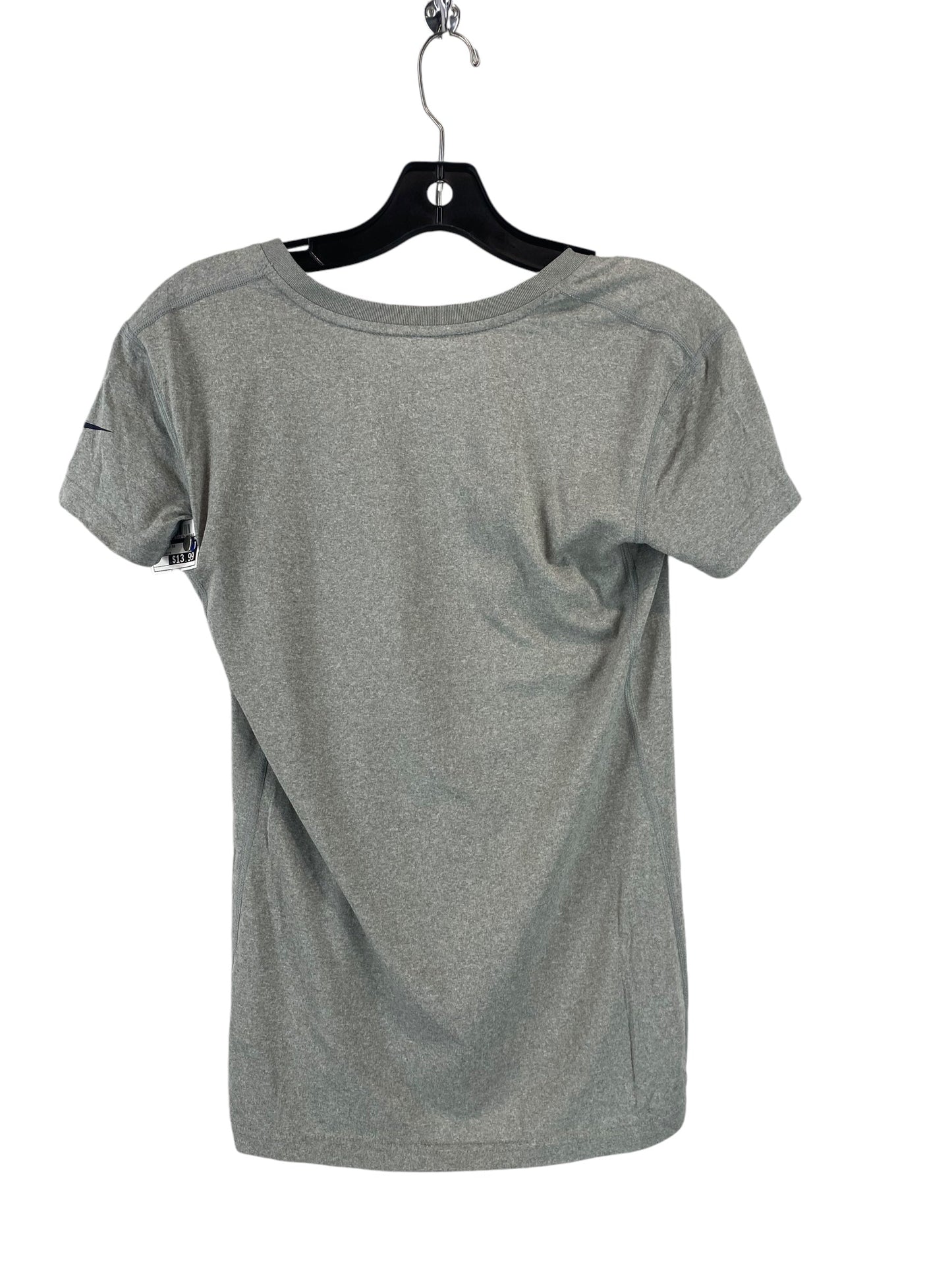 Athletic Top Short Sleeve By Nike In Grey, Size: S