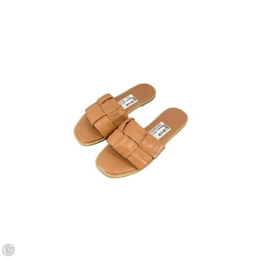 Sandals Flats By Universal Thread In Brown, Size: 8