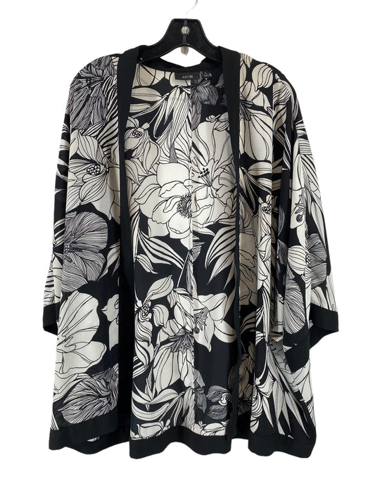 Black & White Kimono Apt 9, Size Xl