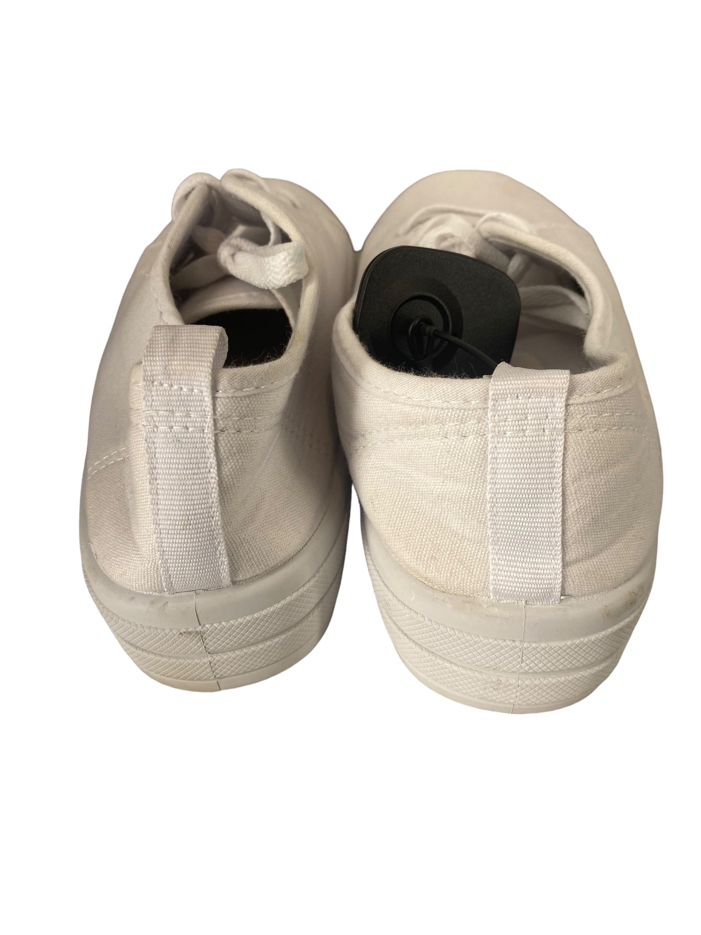 Shoes Sneakers By Clothes Mentor In White, Size: 8