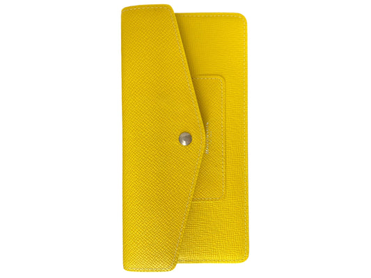 Wallet By Clothes Mentor, Size: Medium