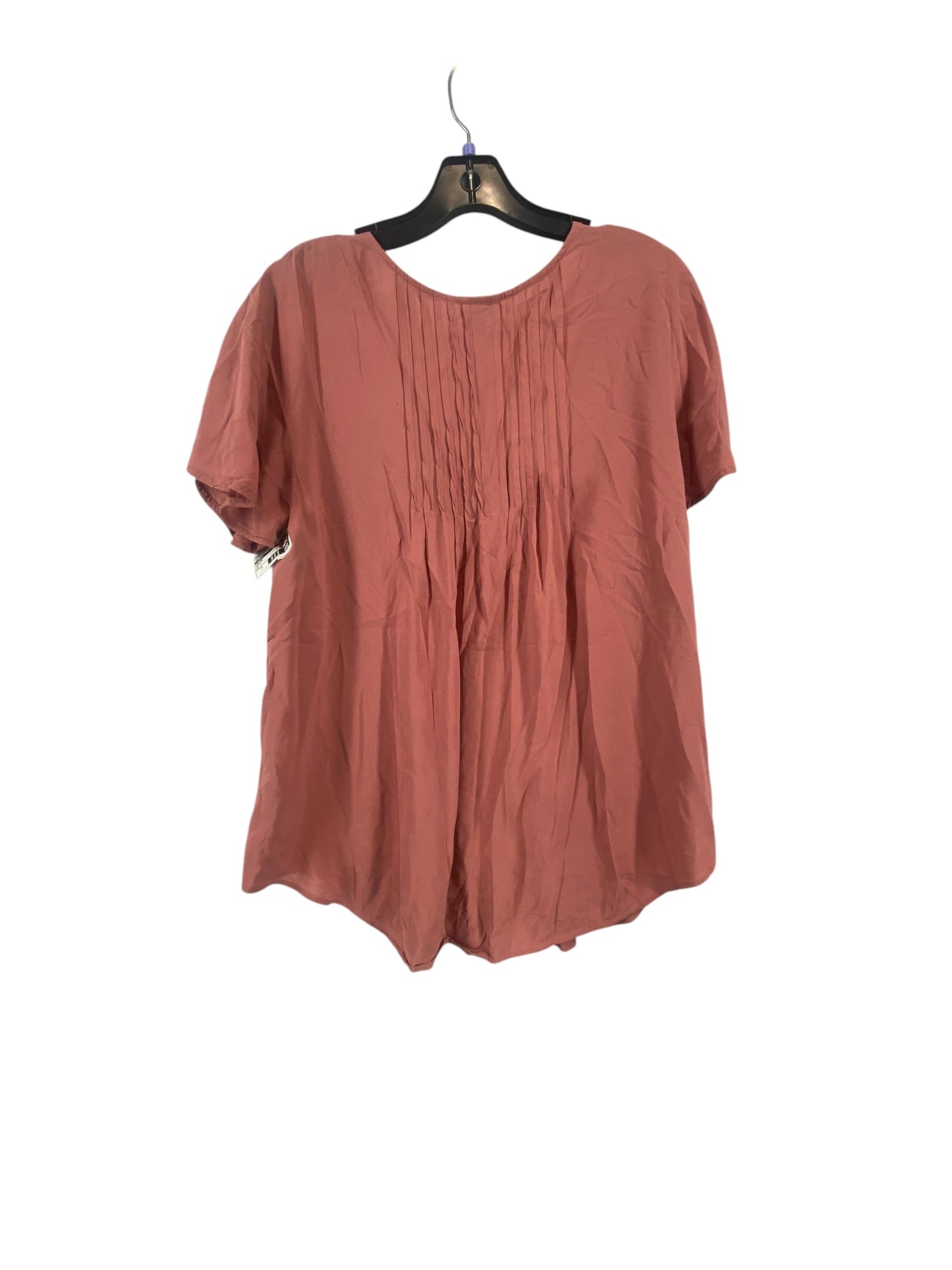 Top Short Sleeve By Torrid In Mauve, Size: 1x