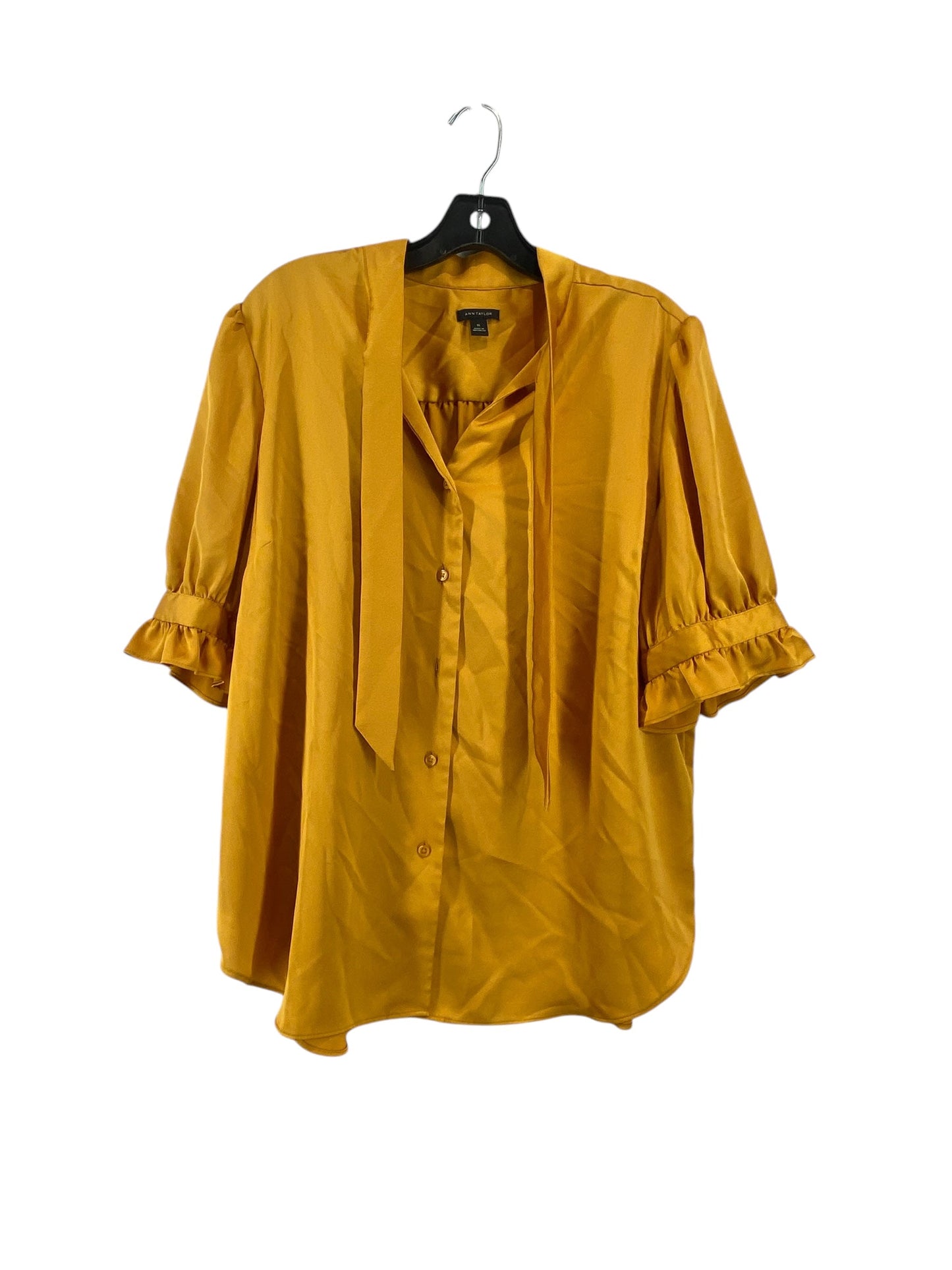 Top Short Sleeve By Ann Taylor In Yellow, Size: Xl